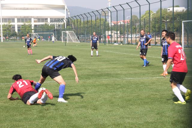 亚沙会开赛 沙滩手球中国队一胜一负