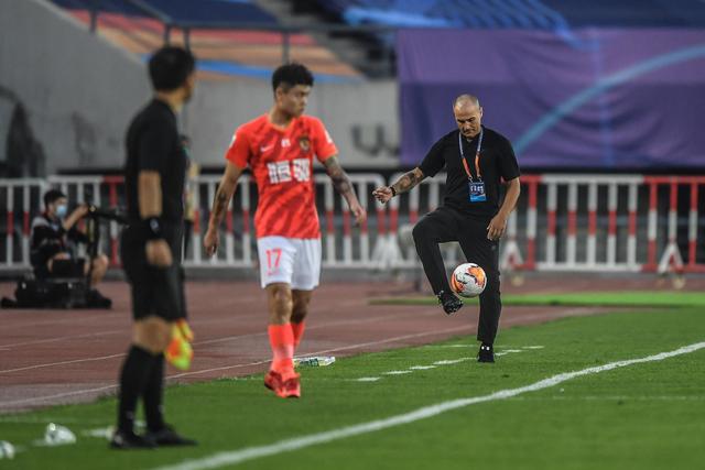 欧洲足坛夏窗转会：利物浦3500万欧签下莱昂尼