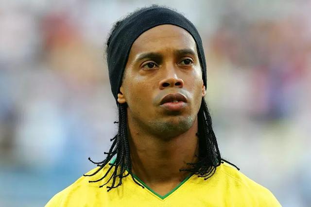 萨林杰35+22+12深圳获4连胜 广厦送北控3连败